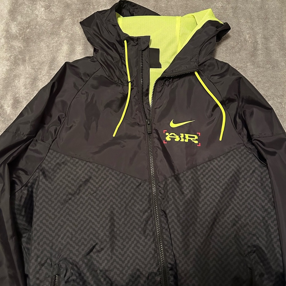 Nike Air Windbreaker